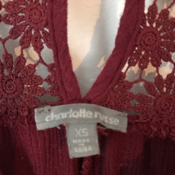 Laced detailed flowy long sleeve - Picture 7 of 8